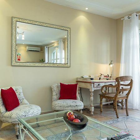 Lovely 2 Bed 2 Bath Apartment In Cannes On Rue Antibea Easy Walk To The Palais 224 Exterior photo