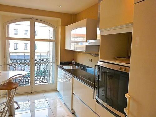 Lovely 2 Bed 2 Bath Apartment In Cannes On Rue Antibea Easy Walk To The Palais 224 Exterior photo